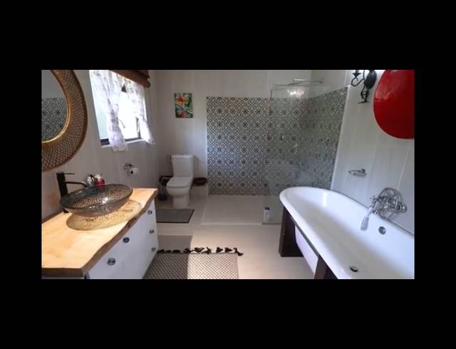 4 BEDROOM HOUSE TO LET IN BALLITO CENTRAL
